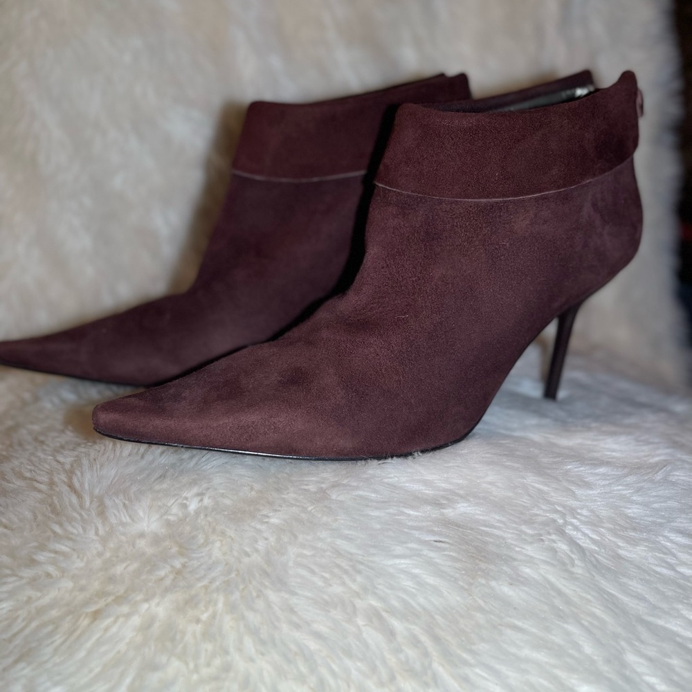 BCBG women’s burgundy pointed toe ankle boots size 8 - Picture 7 of 8